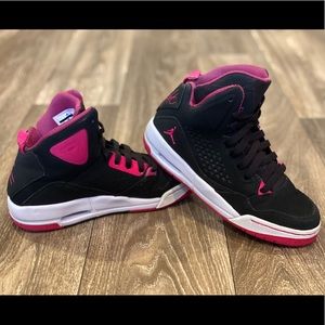 Air Jordan Flight youth size 5.5Y